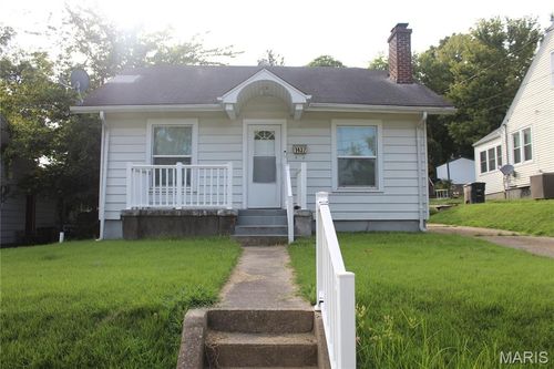 1437 N Water Street, Cape Girardeau, MO, 63701 | Card Image