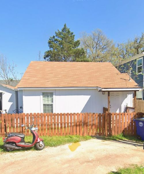 1189 Oakgrove Ave, Austin, TX, 78702-2520 | Card Image