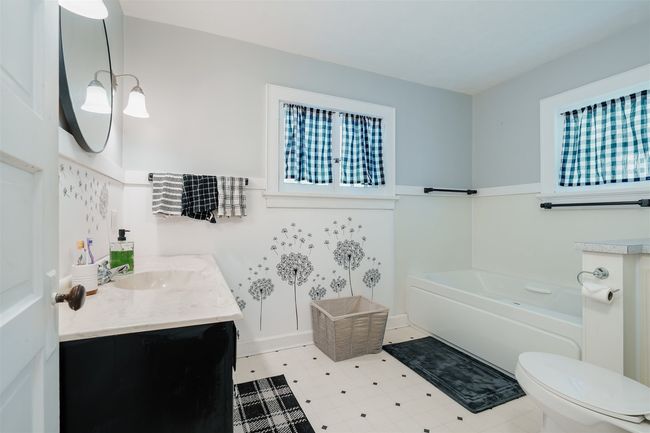 316 Pierce St, House other with 3 bedrooms, 2 bathrooms and 1 parking in Pontiac IL | Image 15