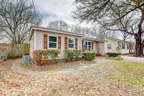 1035 Blaylock Cir S, Irving, TX, 75061-7321 | Card Image