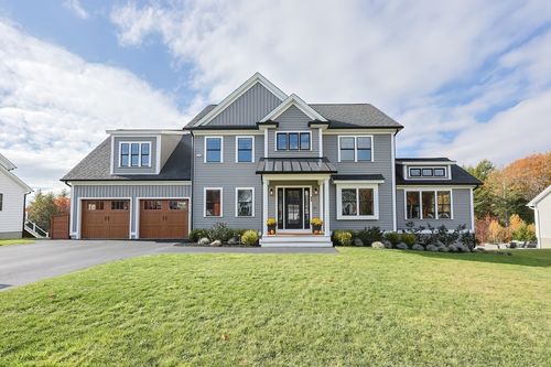 11 Lighthouse Ln, Westminster, MA, 01473-1336 | Card Image