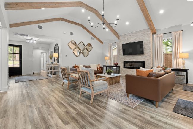 1704 Silverside Dr, House other with 5 bedrooms, 4 bathrooms and null parking in Grapevine TX | Image 7