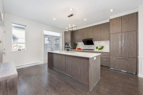 91-10388 No. 2 Rd, Richmond, BC, V7E0B9 | Card Image