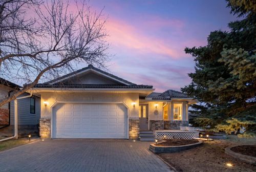 118 Shawnee Pl Sw, Calgary, AB, T2Y1X1 | Card Image