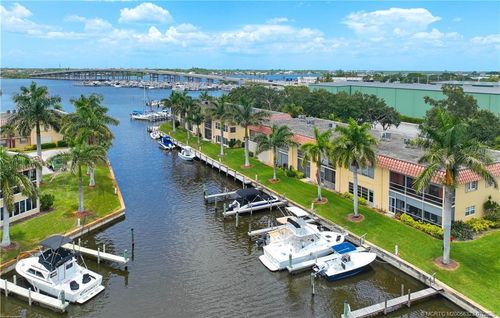v7-2600 S Kanner Hwy, Stuart, FL, 34994-4640 | Card Image