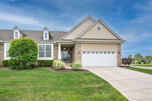 26727 Wilton Ct, New Hudson, MI, 48165-8079 | Card Image