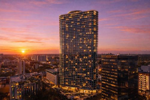 unit-1009-400 Central Ave, ST PETERSBURG, FL, 33701-3883 | Card Image