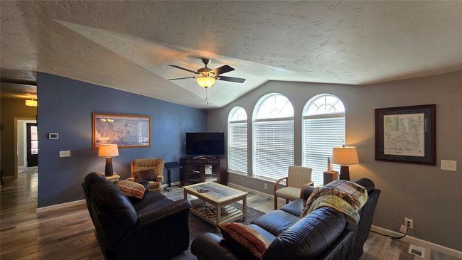 38596 Two Island View Rd, Home with 3 bedrooms, 2 bathrooms and null parking in Rollins MT | Image 5