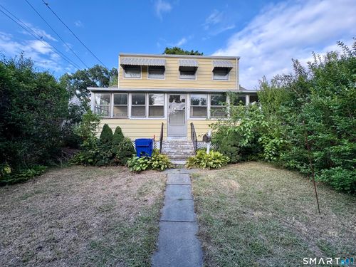 12 Devon Ave, Norwalk, CT, 06850-2922 | Card Image