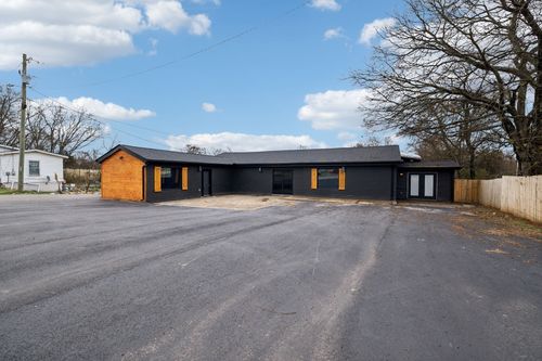 902 Carthage Hwy, Lebanon, TN, 37087-4613 | Card Image