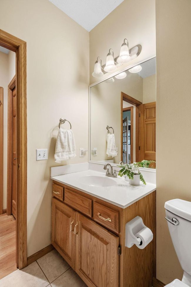 1100 Bent Tree Hills Dr, House other with 4 bedrooms, 3 bathrooms and null parking in New Brighton MN | Image 36