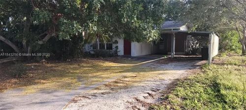 2232 Grove St, SARASOTA, FL, 34239-4623 | Card Image