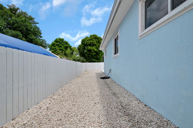 4-print-939-plantation-rd | Image 4