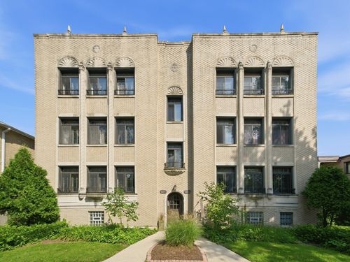 2n-6211 N Mozart St, Chicago, IL, 60659-1692 | Card Image