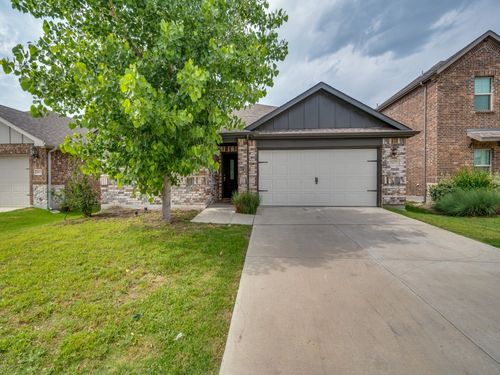 1617 Gold Mine Trl, Aubrey, TX, 76227-2311 | Card Image