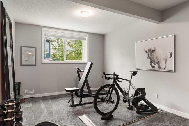 12134 Valley Ridge Dr Nw, House other with 4 bedrooms, 4 bathrooms and 6 parking in Calgary AB | Image 45