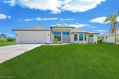 2006 Sw 30th Terrace, House other with 3 bedrooms, 2 bathrooms and null parking in Cape Coral FL | Image 1