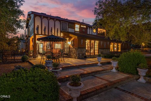 10484 Creek Rd, Oak View, CA, 93022-9775 | Card Image