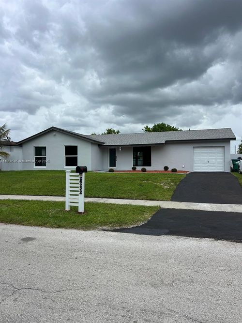 26222 Sw 124th Pl, Homestead, FL, 33032-7023 | Card Image