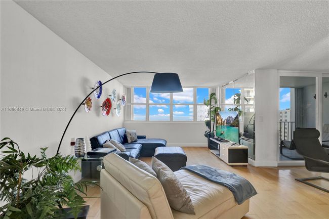 APT-908 - 1400 S Ocean Dr, Condo with 2 bedrooms, 2 bathrooms and null parking in Hollywood FL | Image 8