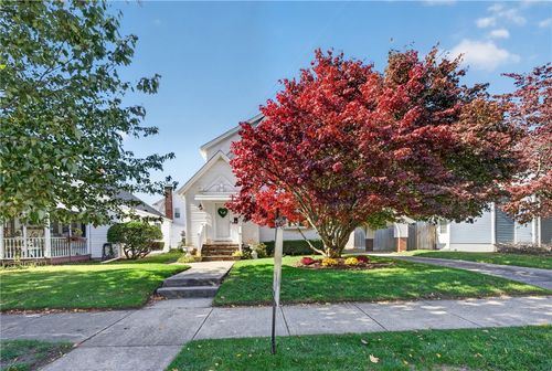 675 Pontiac Avenue, Cranston, RI, 02910 | Card Image