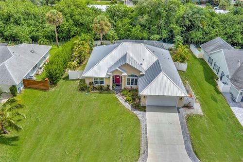 430 29th Ct Sw, Vero Beach, FL, 32968-3293 | Card Image