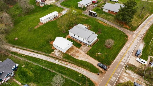868 Blennerhassett Hts, House other with 3 bedrooms, 1 bathrooms and null parking in Washington WV | Image 4