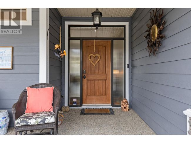 1089 Long Ridge Dr, House other with 4 bedrooms, 3 bathrooms and 2 parking in Kelowna BC | Image 4