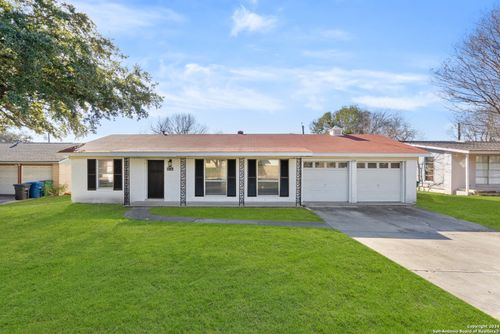 806 Northstar Dr, San Antonio, TX, 78216-3747 | Card Image