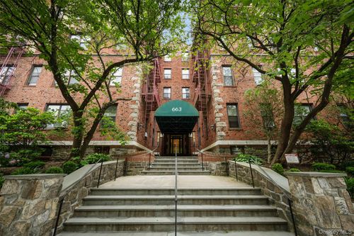 5-d-663 Locust St, Mount Vernon, NY, 10552-2637 | Card Image