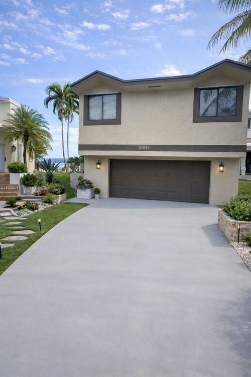 10034 Sw 221st St, Cutler Bay, FL, 33190-1185 | Card Image