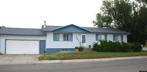 121 S 20th Street, Worland, WY, 82401-9999 | Card Image