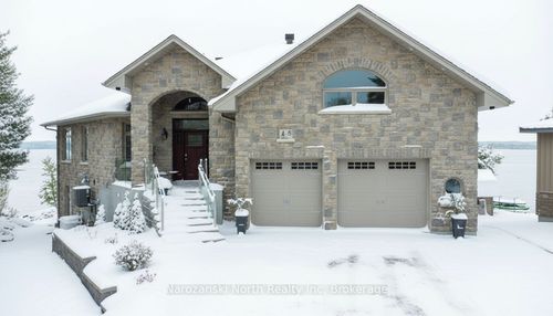 8 Telesphore St, Azilda, ON, P0M1B0 | Card Image