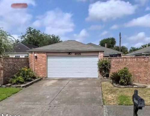 8722 Beau Monde Dr, Houston, TX, 77099-1108 | Card Image
