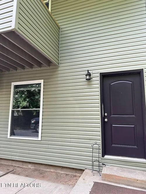 6-3536 Old Valley View Dr, Knoxville, TN, 37917-1114 | Card Image