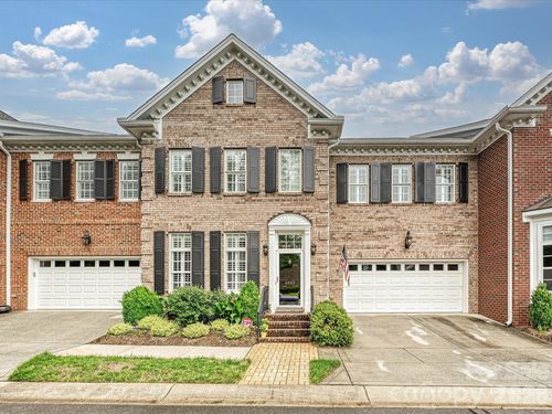 6309 Wakehurst Rd, Charlotte, NC, 28226-5571 | Card Image