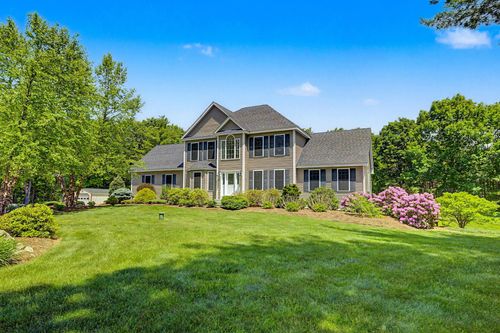 92 Mallard Dr, Alton, NH, 03809-5009 | Card Image