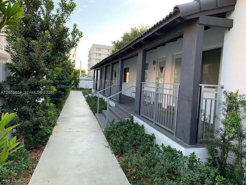 3-1650 Sw 3rd St, Miami, FL, 33135 | Card Image