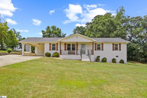 211 Bentwood Dr, Piedmont, SC, 29673-7955 | Card Image