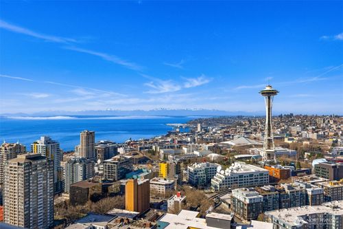 apt-3802-583 Battery St, Seattle, WA, 98121-1995 | Card Image