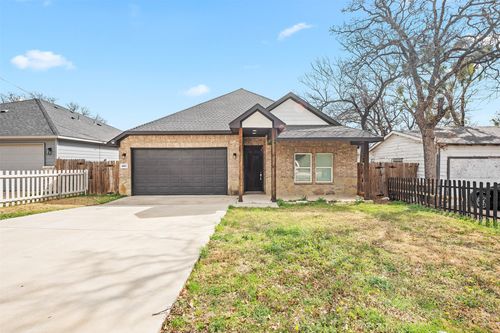 4801 Shackleford St, Fort Worth, TX, 76119-4923 | Card Image