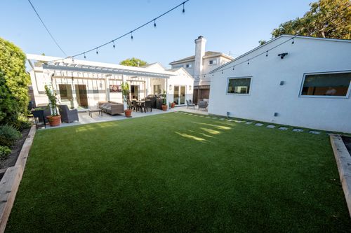 8141 Westlawn Ave, Los Angeles, CA, 90066-6139 | Card Image