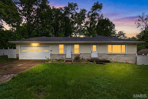 2360 Chambers Road, Moline Acres, MO, 63136 | Card Image