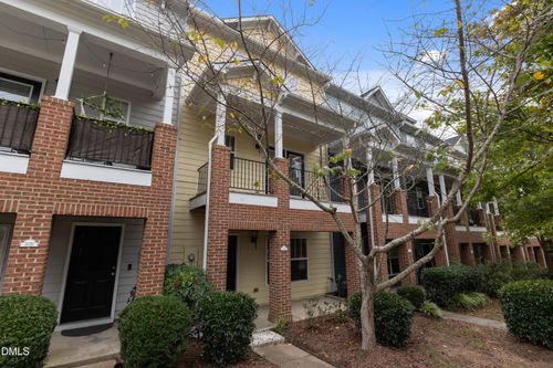 5023 Cary Glen Blvd, Cary, NC, 27519-7197 | Card Image