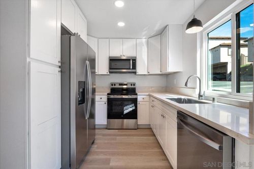 29-955 Postal Way, Vista, CA, 92083-6969 | Card Image