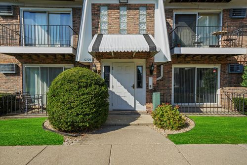 apt-104-10306 Ridgeland Ave, Chicago Ridge, IL, 60415-1540 | Card Image