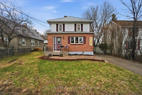46 Victoria St, Frankford, ON, K0K2C0 | Card Image