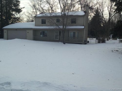 759 Geneva Rd, Waterford, MI, 48328-2127 | Card Image