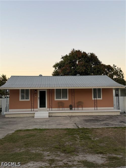 339 W Trinidad Ave, Clewiston, FL, 33440-3621 | Card Image