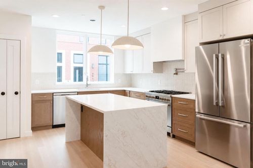 954 N 6th St, PHILADELPHIA, PA, 19123-1458 | Card Image